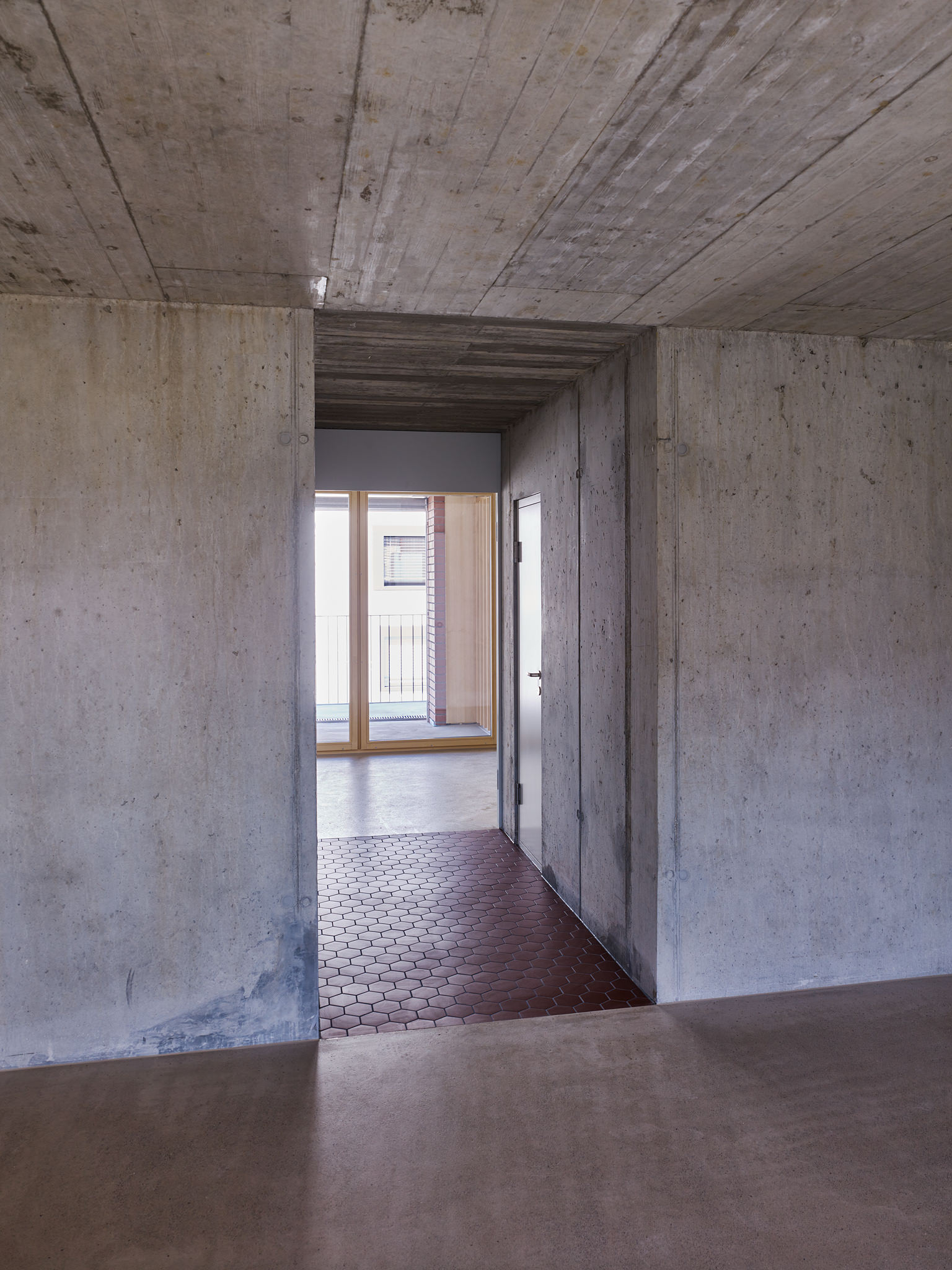 E14534 Alpa 050199 SCREEN